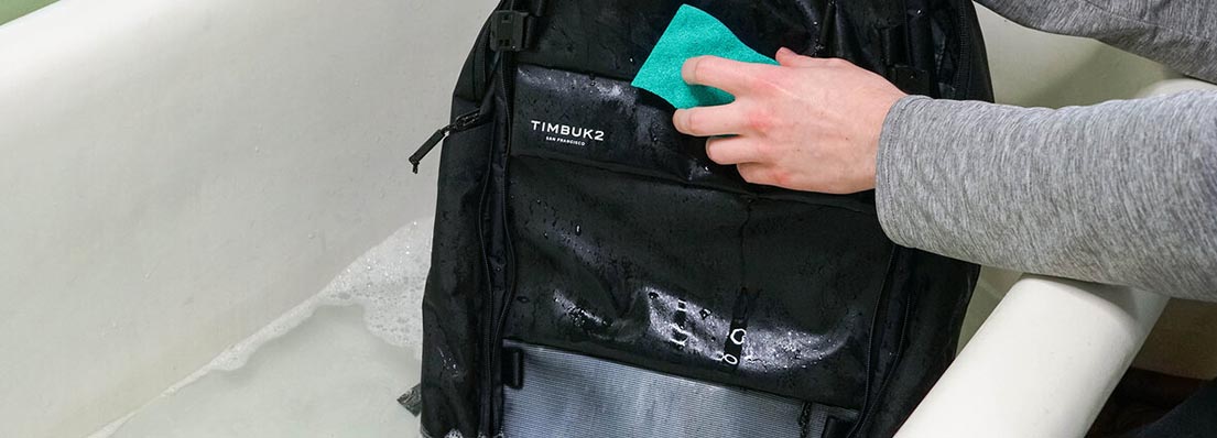 Как очистить рюкзак от сложных пятен? Как очистить рюкзак от сложных пятен?