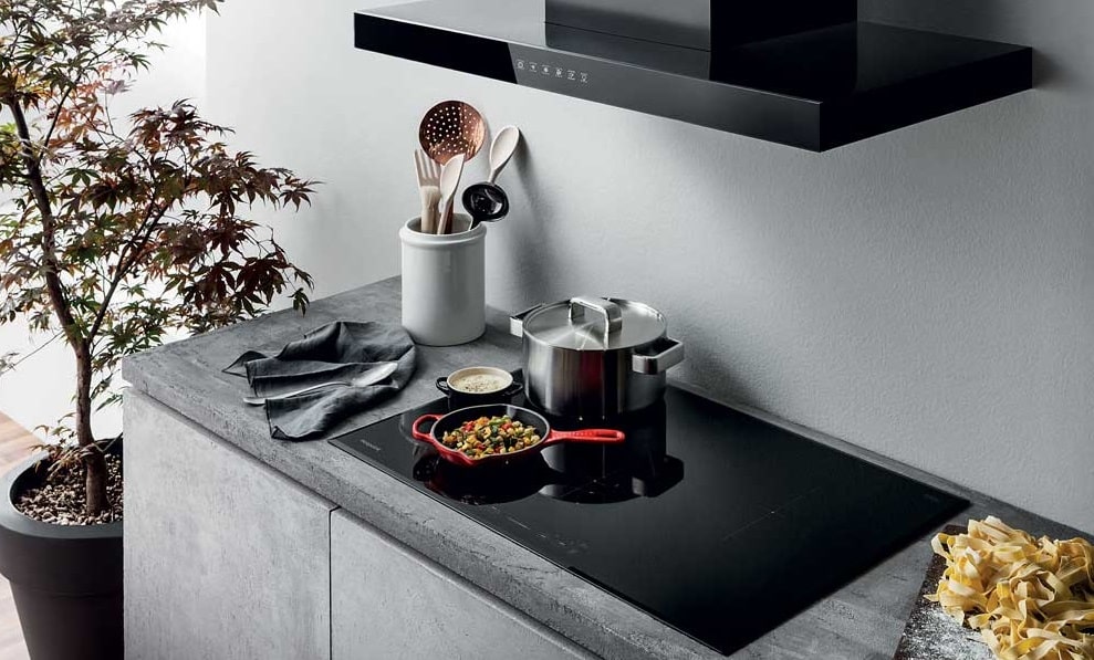 Как включить и выключить варочную панель