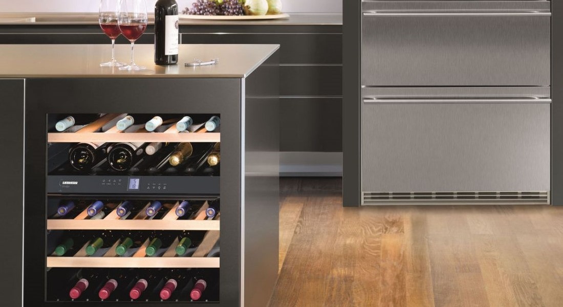 Как выбрать винный шкаф для дома