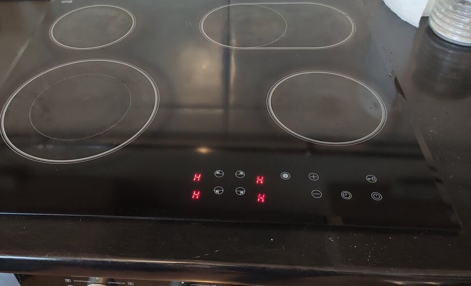 Варочная панель не нагревает конфорки Варочная панель не нагревает конфорки