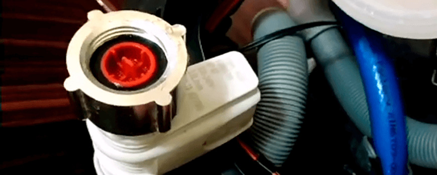 Почему в посудомоечной машине остается вода и как это исправить Почему в посудомоечной машине остается вода и как это исправить