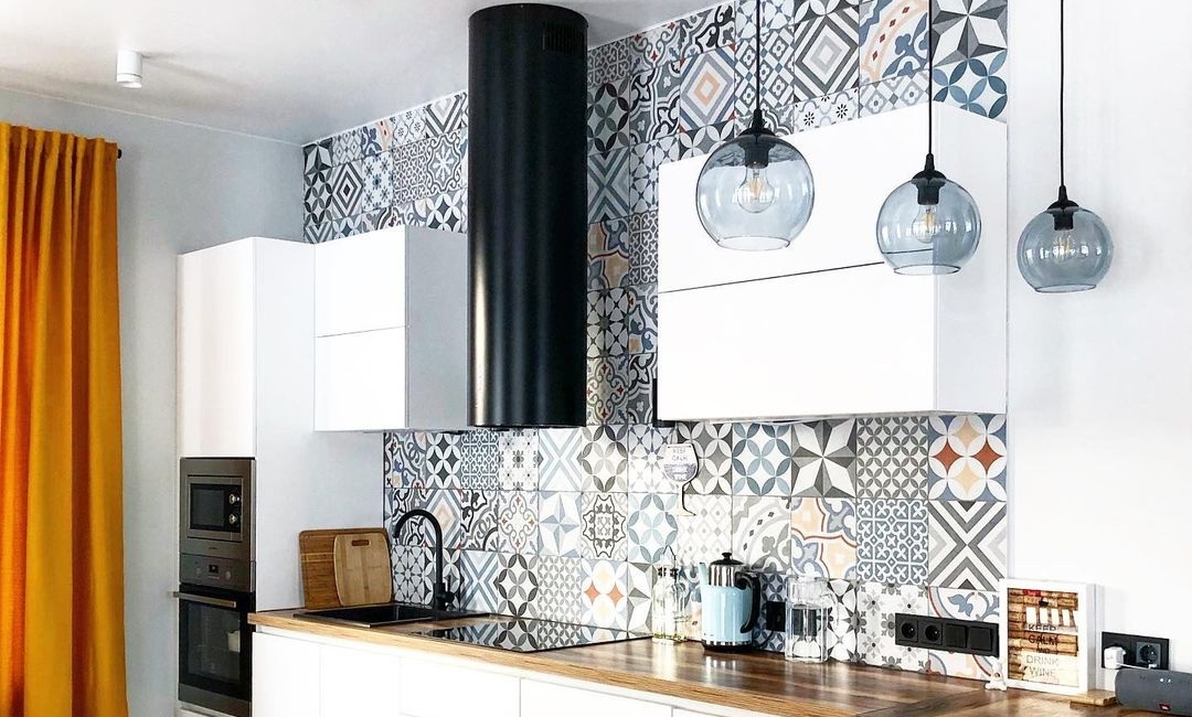 Как поменять лампочку в вытяжке Maunfeld