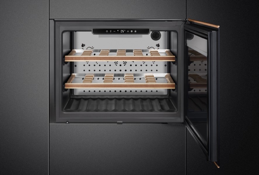 Лучшие по цене и качеству винные шкафы 2024 года