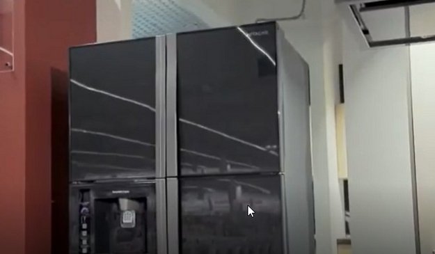 Холодильник Hitachi R-BG 410 PU6X GBK (video 2)