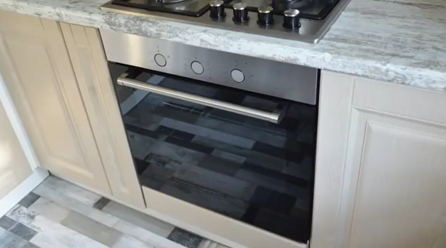 Духовой шкаф Zigmund Shtain EN 192.522 S (video 3)