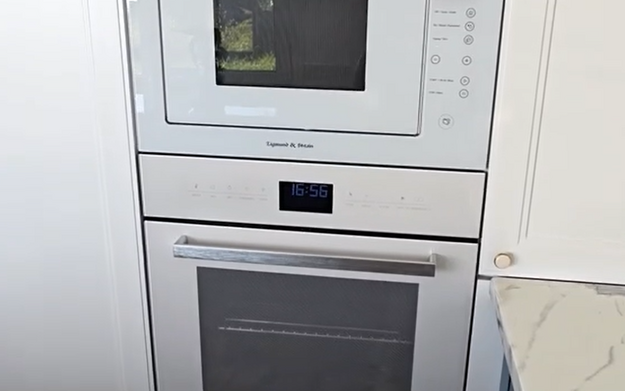 Духовой шкаф электрический Zigmund Shtain E 147 W (video 2)