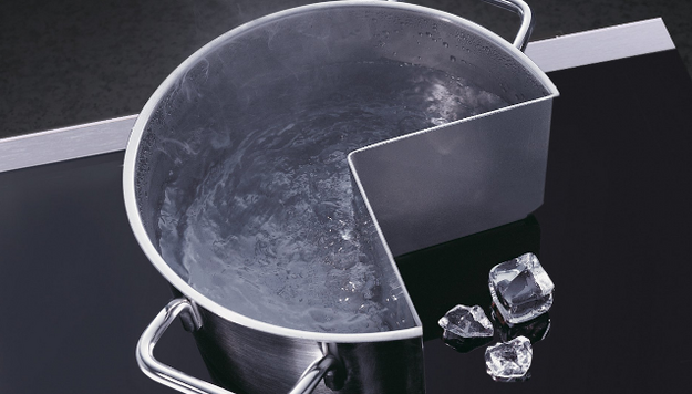 Индукционная варочная поверхность с вытяжкой Kuppersbusch KMI 12850.0 SR-S Black Chrome (preview 5)