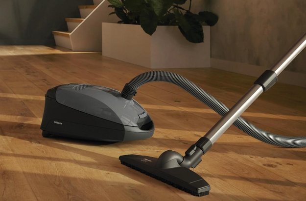 Пылесос Miele SBAF5 Classic C1 Parquet XL (фото 4) Пылесос Miele SBAF5 Classic C1 Parquet XL (preview 4)