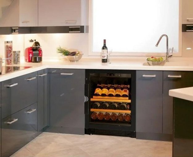 Встраиваемый монотемпературный винный шкаф EuroCave K-800014-S (preview 8)