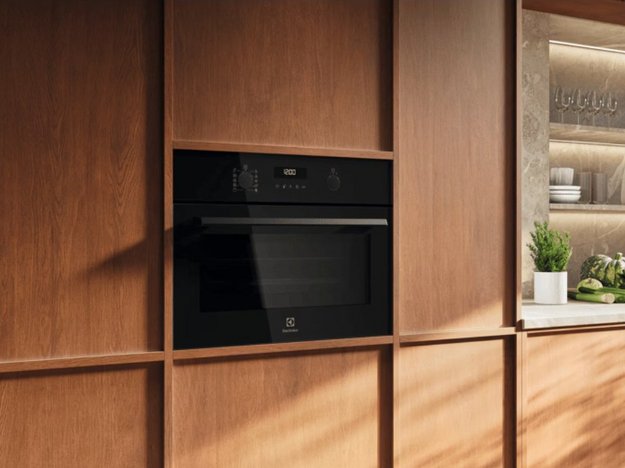 Встраиваемая микроволновая печь Electrolux LVM6E46Z (preview 2)
