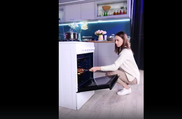 Газовая варочная панель MAUNFELD EGHS.32.6CS/G (video 1)