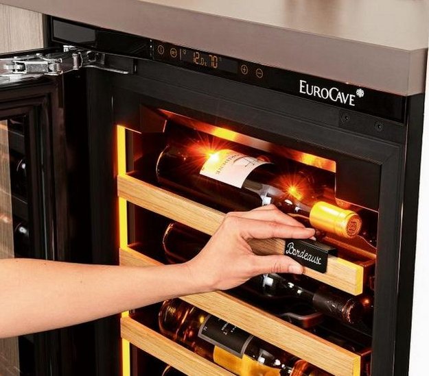 Встраиваемый мультитемпературный винный шкаф EuroCave S-INSP-S I-090024-S (preview 2)