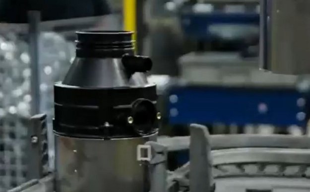Измельчитель пищевых отходов InSinkErator ISE S60 (video 2)