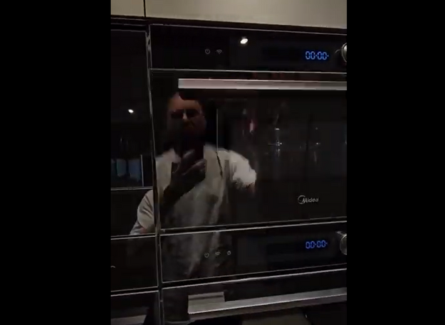 Духовой шкаф Midea MO78100CGB (video 2)