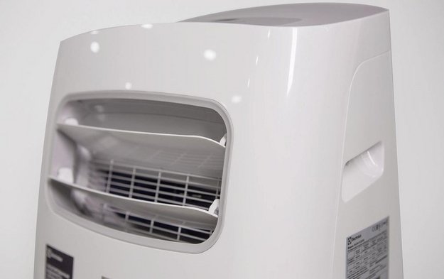 Мобильный кондиционер Electrolux EACM-9 CG/N3 (preview 5)