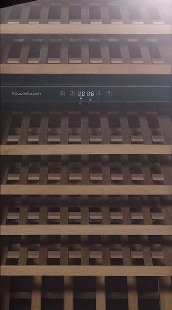 Встраиваемый холодильник для охлаждения вина Kuppersbusch FWK 4800.0 S1 (preview 2)