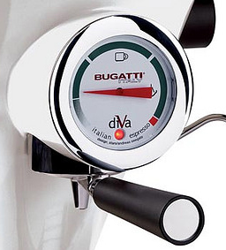 Кофеварка Бугатти Espresso Machine Diva White фото 3 в Челябинске Кофеварка Bugatti Espresso Machine Diva White фото 3 в Челябинске