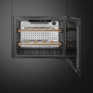 Встраиваемый винный шкаф Смег CVI121G фото 2 в Челябинске Встраиваемый винный шкаф Smeg CVI121G фото 2 в Челябинске