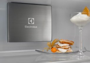Встраиваемый холодильник Electrolux ENP7TD75S фото 4 в Челябинске