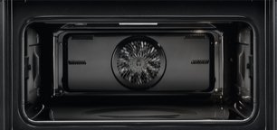 Духовой шкаф АЕГ KMR761000W фото 3 в Челябинске Духовой шкаф AEG KMR761000W фото 3 в Челябинске