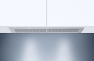 Встраиваемая вытяжка Фауцуг AiroClearCabinet V4000 AE4T-64010 фото в Челябинске Встраиваемая вытяжка V-ZUG AiroClearCabinet V4000 AE4T-64010 фото в Челябинске