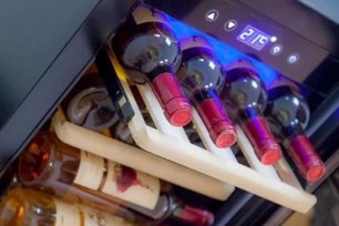 Винный шкаф Coldvine C12-KBF1 фото 3 в Челябинске Винный шкаф Cold Vine C12-KBF1 фото 3 в Челябинске