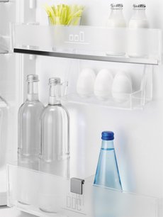 Холодильник Электролюкс ERN1300AOW фото 4 в Челябинске Холодильник Electrolux ERN1300AOW фото 4 в Челябинске