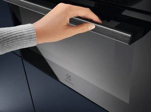 Встраиваемая микроволновая печь Электролюкс EVM 6E46Z фото 4 в Челябинске Встраиваемая микроволновая печь Electrolux EVM 6E46Z фото 4 в Челябинске