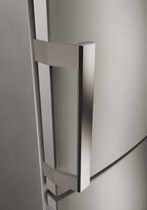 Холодильник АЕГ RCB63826TX фото 3 в Челябинске Холодильник AEG RCB63826TX фото 3 в Челябинске