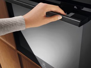 Духовой шкаф Electrolux LOE8P38Z фото 4 в Челябинске