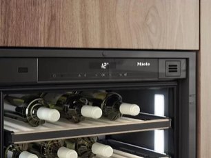 Встраиваемый винный шкаф Миле KWT 7112 iG Pearl beige фото 2 в Челябинске Встраиваемый винный шкаф Miele KWT 7112 iG Pearl beige фото 2 в Челябинске