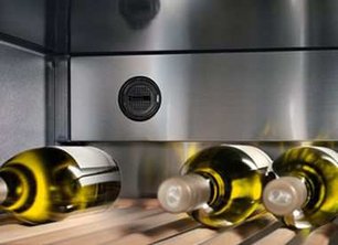 Винный шкаф Либхер WKb 4212 Vinothek фото 4 в Челябинске Винный шкаф Liebherr WKb 4212 Vinothek фото 4 в Челябинске