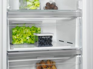 Морозильная камера Электролюкс RUT7ME28X2 фото 3 в Челябинске Морозильная камера Electrolux RUT7ME28X2 фото 3 в Челябинске