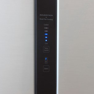 Холодильник Хитачи R-V 662 PU3 SLS фото 3 в Челябинске Холодильник Hitachi R-V 662 PU3 SLS фото 3 в Челябинске