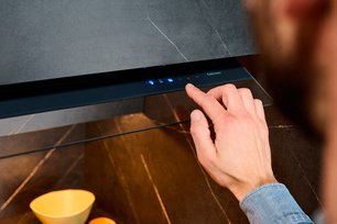 Вытяжка Фалмек VIRGOLA TOUCH NRS BLACK 120 фото 2 в Челябинске Вытяжка Falmec VIRGOLA TOUCH NRS BLACK 120 фото 2 в Челябинске