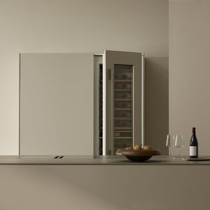 Встраиваемый винный шкаф V-Zug WineCooler V6000 Supreme WC6T-51097 R фото 2 в Челябинске Встраиваемый винный шкаф V-Zug WineCooler V6000 Supreme WC6T-51097 R фото 2 в Челябинске
