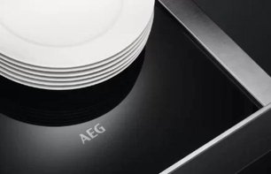 Встраиваемый ящик для подогрева посуды AEG KDK911424T фото 2 в Челябинске