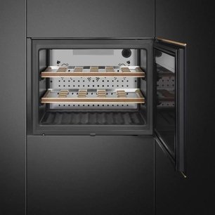 Винный холодильник Смег CVI621RWNX3 фото 3 в Челябинске Винный холодильник Smeg CVI621RWNX3 фото 3 в Челябинске