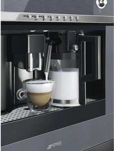 Кофемашина Смег CMS4101S фото 2 в Челябинске Кофемашина Smeg CMS4101S фото 2 в Челябинске