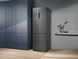 Холодильник Электролюкс RNC7ME32X2 фото 4 в Челябинске Холодильник Electrolux RNC7ME32X2 фото 4 в Челябинске