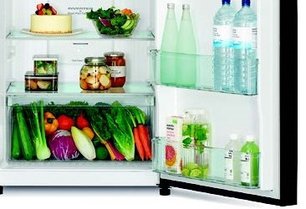 Холодильник Хитачи R-V 472 PU8 BBK фото 4 в Челябинске Холодильник Hitachi R-V 472 PU8 BBK фото 4 в Челябинске