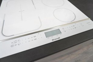 Индукционная варочная панель Brandt BPI164HSW фото 3 в Челябинске
