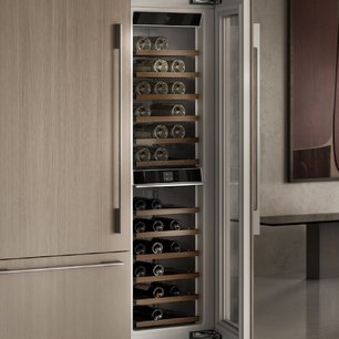 Встраиваемый винный шкаф Фауцуг WineCooler V6000 Supreme WC6T-51154 L фото 2 в Челябинске Встраиваемый винный шкаф V-ZUG WineCooler V6000 Supreme WC6T-51154 L фото 2 в Челябинске