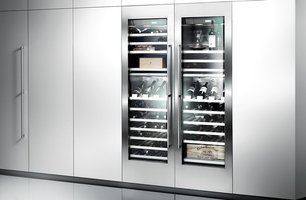Винный шкаф Гаггенау RW 414-300 фото 2 в Челябинске Винный шкаф Gaggenau RW 414-300 фото 2 в Челябинске
