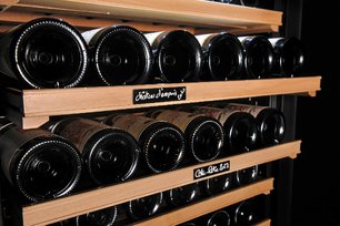 Монотемпературный винный шкаф EuroCave V-LAPREM-M VLP-1001-M фото 2 в Челябинске