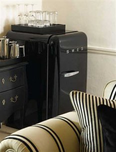 Холодильник Смег FAB10HRNE фото 4 в Челябинске Холодильник Smeg FAB10HRNE фото 4 в Челябинске