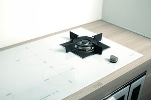 Газо-электрическая панель Fulgor Milano CH 905 ID TS G DWK WH фото 2 в Челябинске