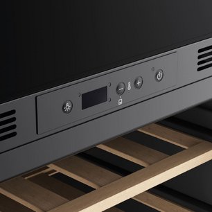 Встраиваемый винный холодильник Franke FMA 36 WCR BK фото 3 в Челябинске