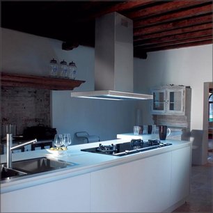 Вытяжка Falmec Lumina 90 Glass Black island (NRS) фото 4 в Челябинске