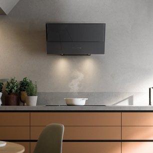 Вытяжка Фалмек Verso 85 bk glass (600) фото 2 в Челябинске Вытяжка Falmec Verso 85 bk glass (600) фото 2 в Челябинске